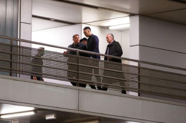 奥巴梅扬与枪手解约，免签加盟巴萨并接受大幅降薪