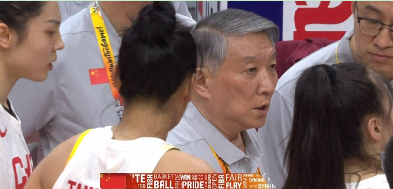 乐鱼-中国女篮三大内线合砍47分，球队却曝出最弱一环，赛后遭球迷批评